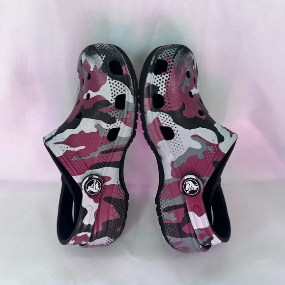 Red camo crocs - Picture 4 of 7